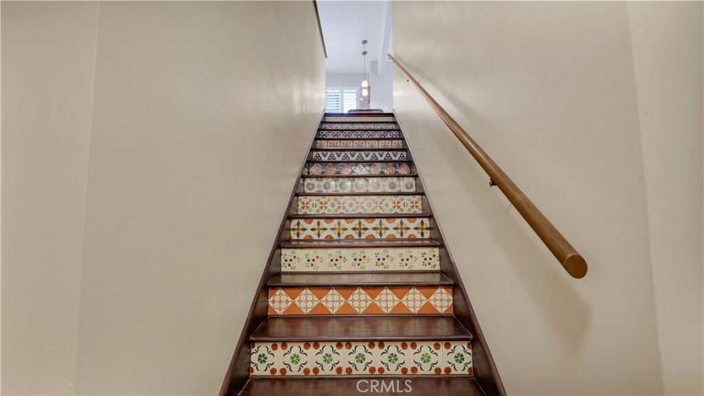 https://media.crmls.org/medias/cf24b37c-0d0a-4d46-8b4c-5a8b6e5a2682.jpg?preset=X-Large
