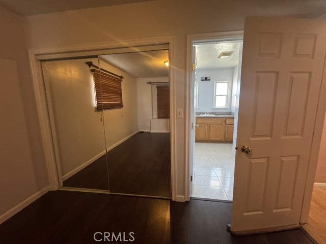 8146 Agnes, North Hollywood CA: https://media.crmls.org/medias/cf250853-e9aa-4ba0-8495-07b7b6bdf32b.jpg