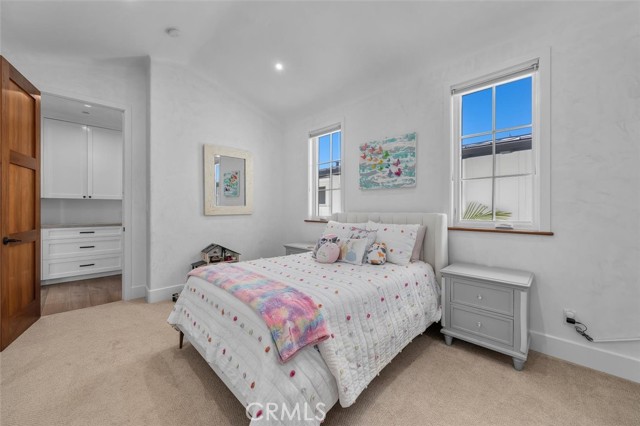 1757 8th Street, Manhattan Beach CA: https://media.crmls.org/medias/cf251f33-de56-470a-a661-5ad33247b4a8.jpg