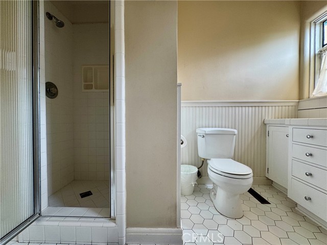 Detail Gallery Image 33 of 65 For 1149 Cordova Ave, Glendale,  CA 91207 - 5 Beds | 3 Baths