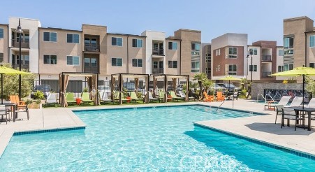 980 N Tangent Privado, Ontario CA: https://media.crmls.org/medias/cf26ce6e-26e3-4123-b49c-1a20dfaa581d.jpg