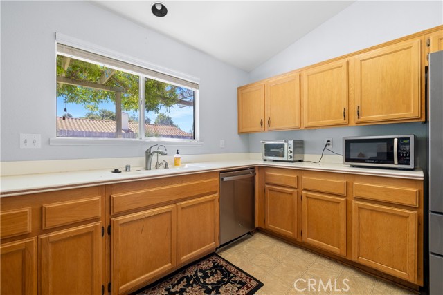 475 Heritage Lane, Los Alamos CA: https://media.crmls.org/medias/cf26dda1-bd71-446c-b5e1-1b53aa415b1e.jpg