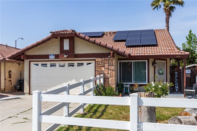 Detail Gallery Image 2 of 31 For 108 Oaktree Dr, Perris,  CA 92571 - 2 Beds | 2 Baths
