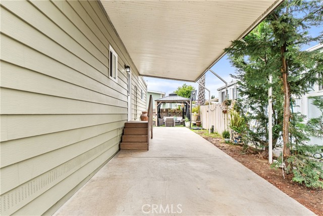 8200 BOLSA AVE, Midway City CA: https://media.crmls.org/medias/cf276995-99fc-486f-afce-f30405309a50.jpg