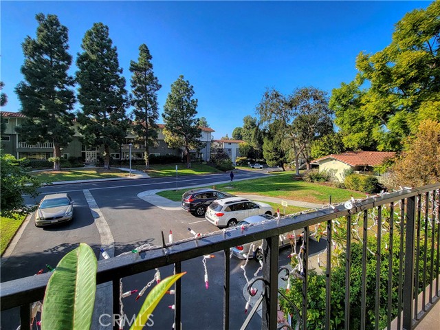 Detail Gallery Image 23 of 27 For 2370 via Mariposa 1h,  Laguna Woods,  CA 92637 - 2 Beds | 2 Baths