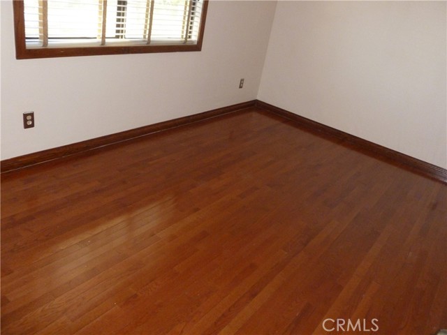 Detail Gallery Image 22 of 42 For 14030 Simshaw, Sylmar,  CA 91342 - 3 Beds | 2/1 Baths