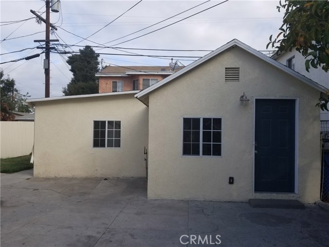 719-1 W 84th St, Los Angeles, CA 90044