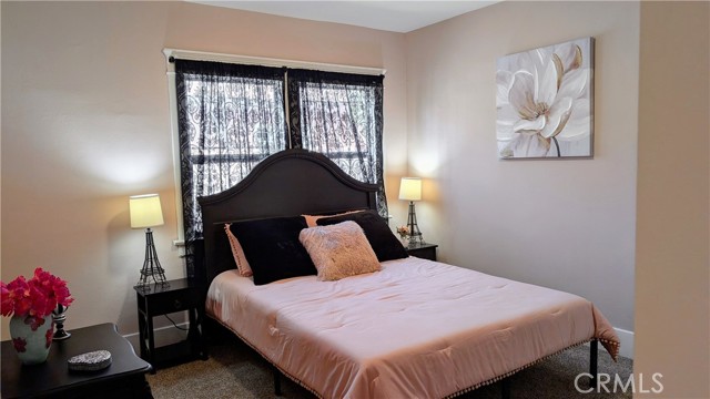Detail Gallery Image 13 of 53 For 3854 Arlington Ave, Los Angeles,  CA 90008 - 8 Beds | 4 Baths