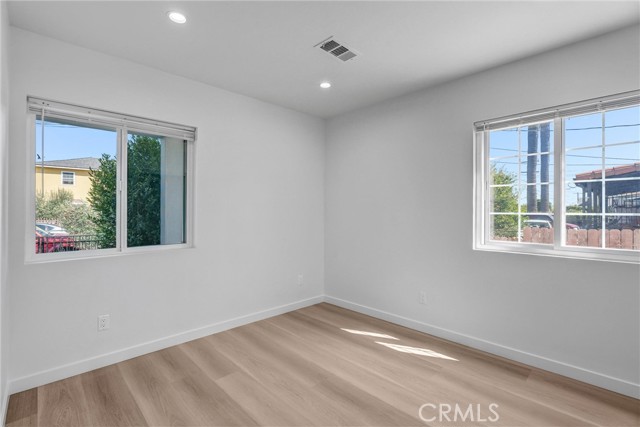 10517 Firmona Avenue, Inglewood CA: https://media.crmls.org/medias/cf2a6595-749b-45ab-9621-1078d3788059.jpg