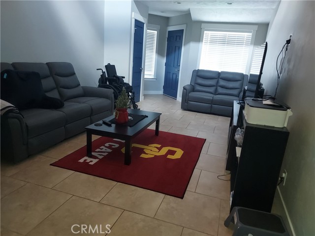 19246 Cottonwood Drive, Apple Valley CA: https://media.crmls.org/medias/cf2aa54f-cb7f-41cb-a4b6-1442262096b4.jpg