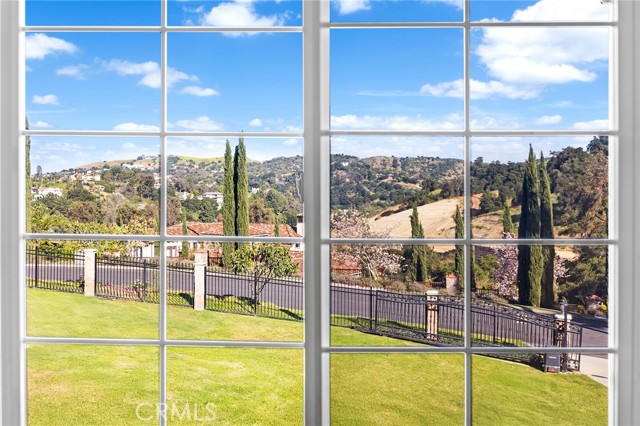 Detail Gallery Image 33 of 56 For 1036 Alpine Ct, Chino Hills,  CA 91709 - 4 Beds | 3/1 Baths