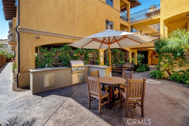 Detail Gallery Image 46 of 47 For 160 Hinds Avenue #202,  Pismo Beach,  CA 93449 - 3 Beds | 3 Baths