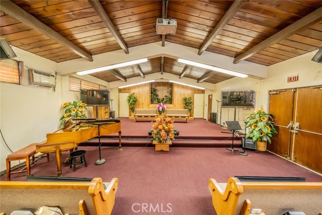 711 W C, Colton CA: https://media.crmls.org/medias/cf2c345c-0d09-4e94-9dae-a47265b18ce6.jpg