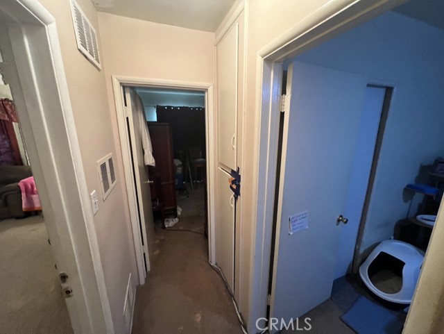 Image 20 of 21 For 7457 Mount Vernon Street