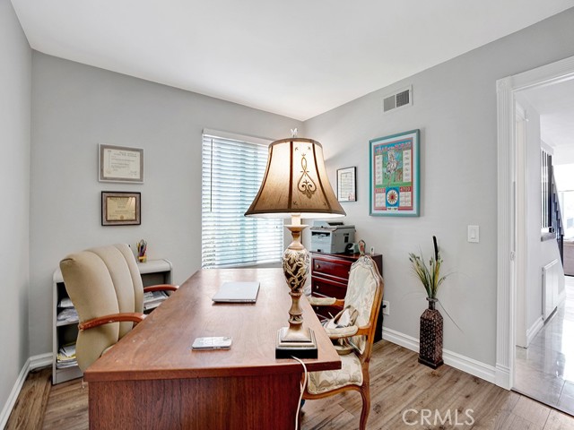Detail Gallery Image 16 of 63 For 3842 Montego Dr, Huntington Beach,  CA 92649 - 4 Beds | 3 Baths