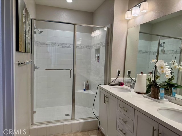 Detail Gallery Image 9 of 11 For 21452 Dahlia Ct, Rancho Santa Margarita,  CA 92679 - 4 Beds | 3/1 Baths