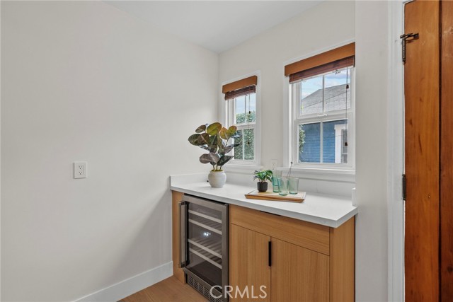 Detail Gallery Image 21 of 46 For 2928 11th, Los Angeles,  CA 90018 - 3 Beds | 2 Baths