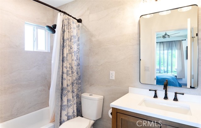 1320 Bush Street, San Diego CA: https://media.crmls.org/medias/cf307ffa-c6f7-4637-824c-0a836efdedd7.jpg
