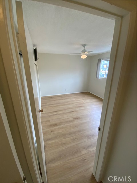 120 Alamitos Avenue, Long Beach CA: https://media.crmls.org/medias/cf311073-d59f-4981-b9e6-a33c536fc59a.jpg