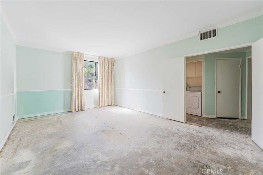 MLS #OC25244948 image #12