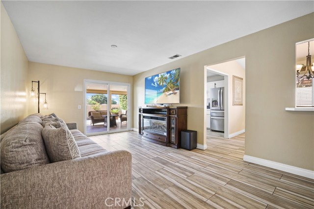 Detail Gallery Image 9 of 36 For 13681 Lexus Ln, Fontana,  CA 92335 - 4 Beds | 2 Baths