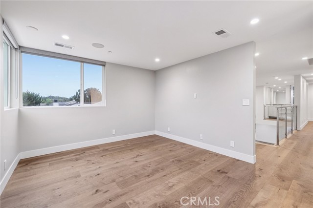 Detail Gallery Image 26 of 71 For 4354 Keystone Ave, Culver City,  CA 90232 - 5 Beds | 4/1 Baths