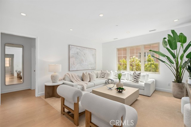 Detail Gallery Image 16 of 28 For 52 Acorn Glen, Irvine,  CA 92620 - 4 Beds | 3/1 Baths