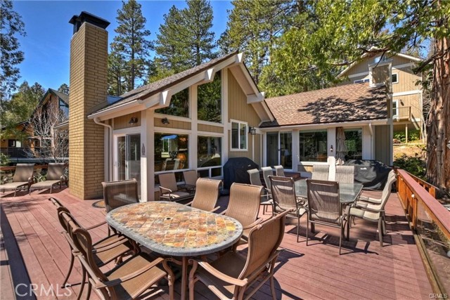 Detail Gallery Image 21 of 52 For 27513 W Shore Rd, Lake Arrowhead,  CA 92352 - 6 Beds | 4/1 Baths