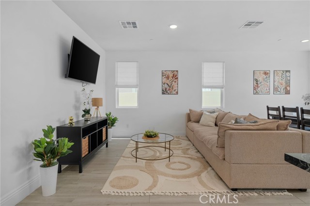 24205 Selwood Drive, Corona CA: https://media.crmls.org/medias/cf33e178-4609-4600-8a9d-00751e74825f.jpg