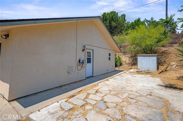 460 Pile Street, Ramona CA: https://media.crmls.org/medias/cf3558d0-4dd8-42be-9d83-e97c8c6e6edf.jpg