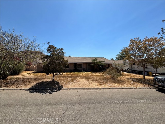 Detail Gallery Image 1 of 1 For 6590 Karen Ln, Jurupa Valley,  CA 92509 - 4 Beds | 2 Baths
