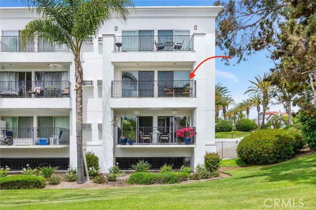 2005 Costa Del Mar RD, Carlsbad CA: https://media.crmls.org/medias/cf36efb7-e45b-4525-9775-91519856f662.jpg