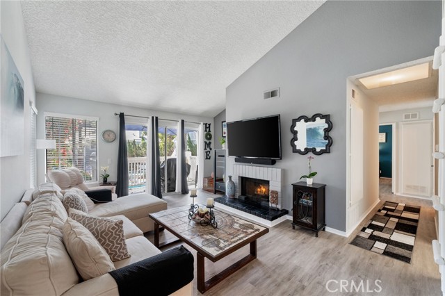 Detail Gallery Image 2 of 33 For 1311 W Capitol #184,  San Pedro,  CA 90732 - 2 Beds | 2 Baths