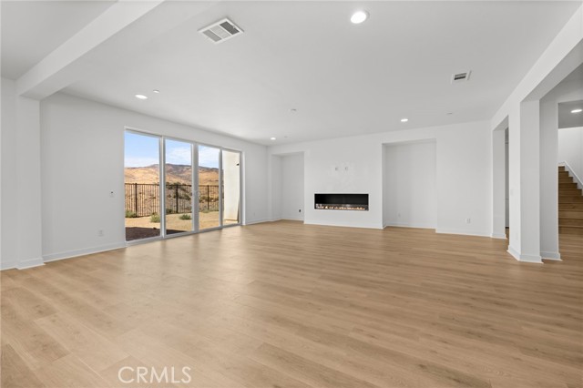 39660 Nicholas Court, Palmdale CA: https://media.crmls.org/medias/cf376ad0-ae2e-4834-a11b-911054056fff.jpg