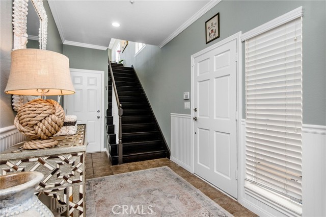 A most sophisticated entry & foyer.