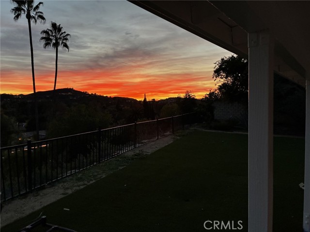 4627 Willens, Woodland Hills CA: https://media.crmls.org/medias/cf380897-7dac-43a7-a521-a074a6087a04.jpg