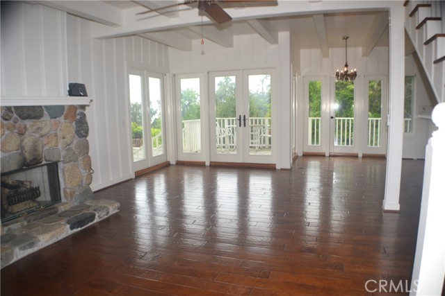 Detail Gallery Image 2 of 14 For 490 Diamond St, Laguna Beach,  CA 92651 - 3 Beds | 2 Baths