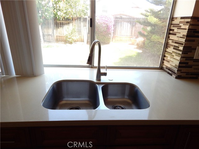 1829 Rockcrest Drive, Corona CA: https://media.crmls.org/medias/cf386795-f303-48b2-89db-839630115591.jpg