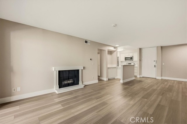 Detail Gallery Image 18 of 46 For 3310 Raintree, Culver City,  CA 90230 - 2 Beds | 2 Baths