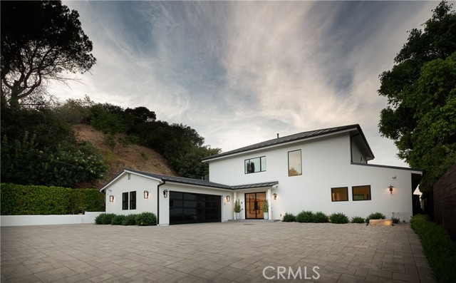 Detail Gallery Image 4 of 46 For 11039 Wrightwood Pl, Studio City,  CA 91604 - 3 Beds | 3 Baths