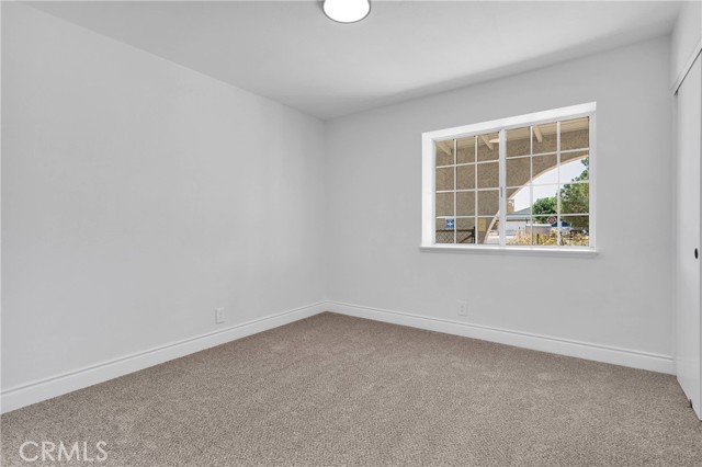 21229 Balsa Street, Apple Valley CA: https://media.crmls.org/medias/cf391e66-8a6a-4e6f-bf0e-835d3e5ec692.jpg