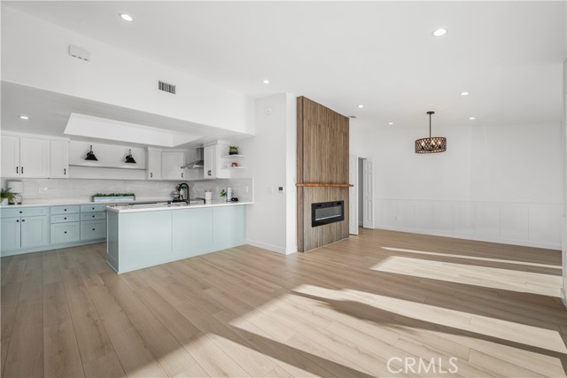 Detail Gallery Image 17 of 44 For 1641 Monterey Rd 18e,  Seal Beach,  CA 90740 - 2 Beds | 2 Baths