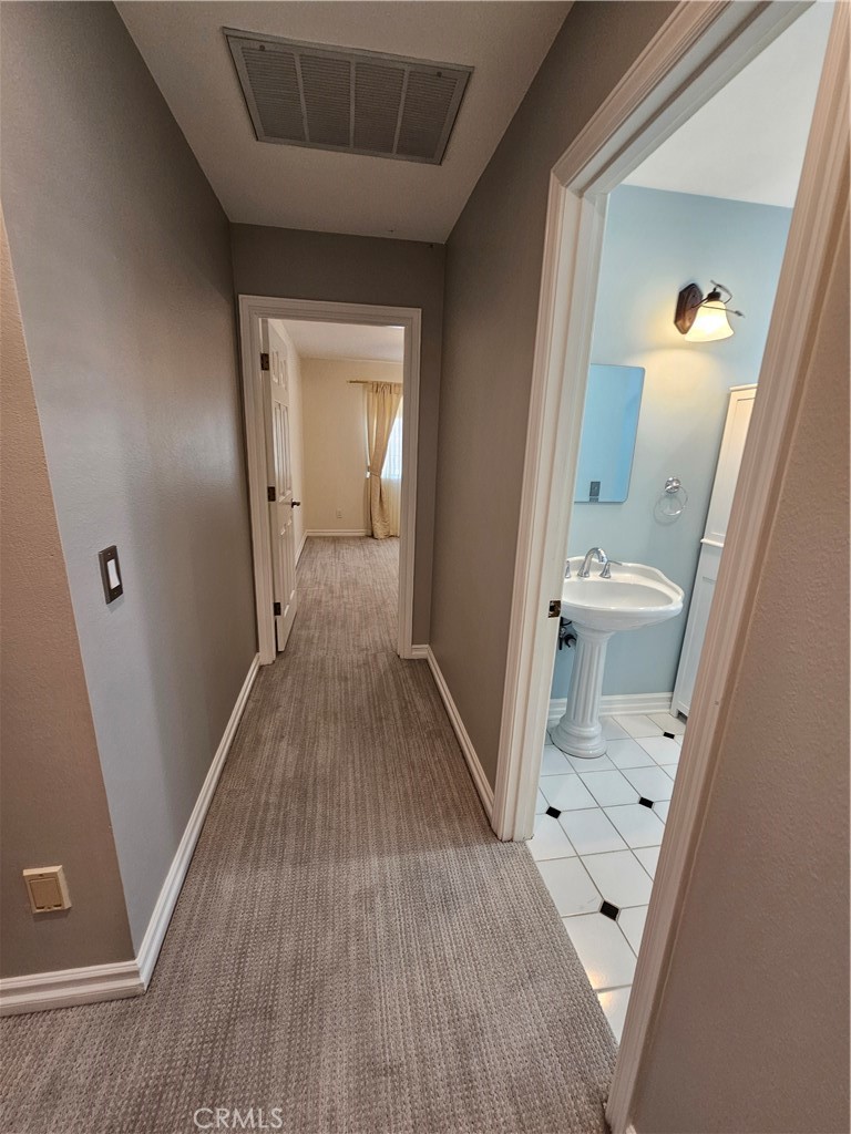 https://media.crmls.org/medias/cf39cc53-c5d0-4274-bccf-a71fda29135f.jpg?preset=X-Large