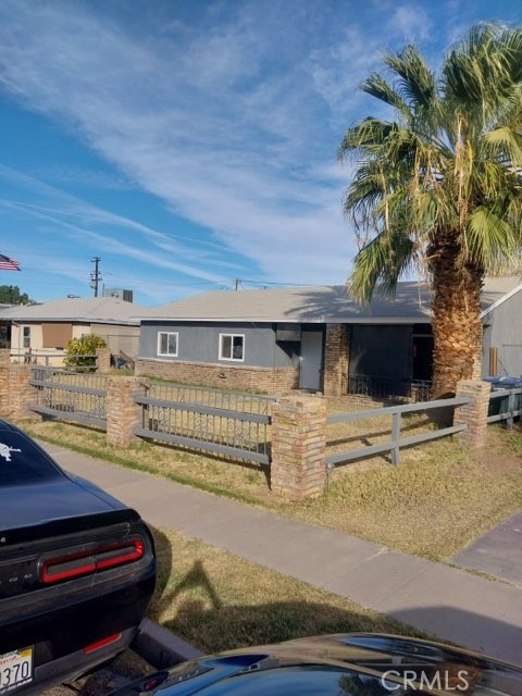 Detail Gallery Image 1 of 17 For 470 N Willow St, Blythe,  CA 92225 - 4 Beds | 1/1 Baths