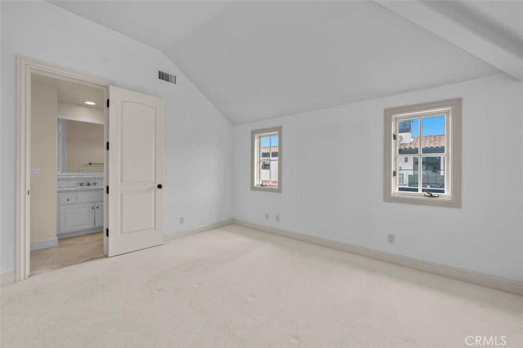 Cf3ace77 1eed 41f6 B335 8cd0fb16b568