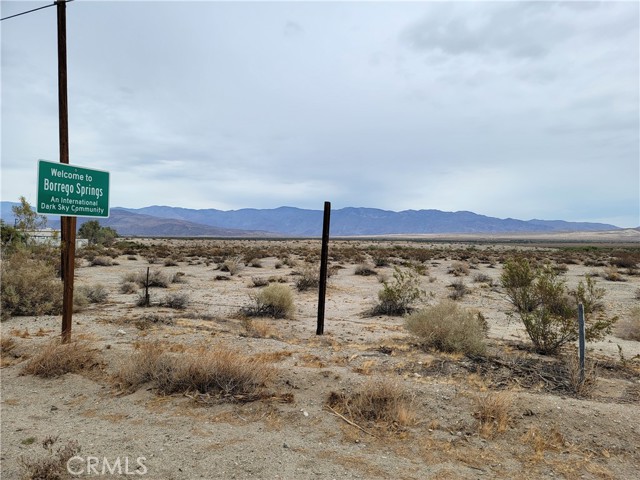 4801 Borrego Springs Road, Borrego Springs CA: https://media.crmls.org/medias/cf3af84e-ee7c-496e-81fe-d4f921b53bfd.jpg