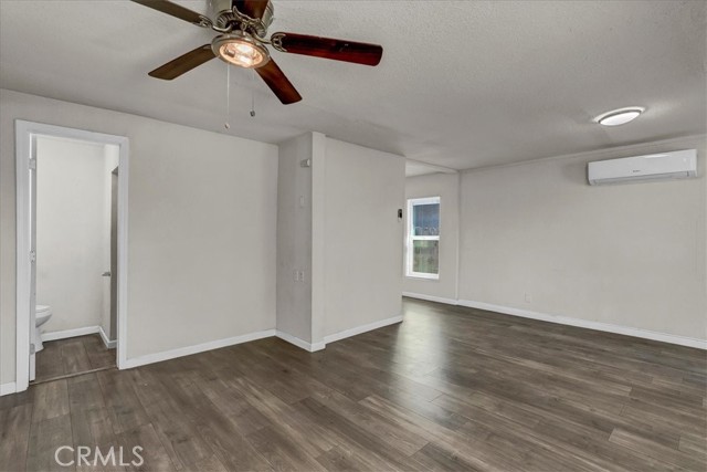 Detail Gallery Image 11 of 22 For 1502 N Highland Ave, Visalia,  CA 93291 - 2 Beds | 1 Baths