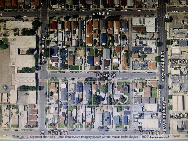 1413 E 77th Street, Los Angeles CA: https://media.crmls.org/medias/cf3ba5e2-12d5-4ea5-a0c4-2f9d91ef1f39.jpg