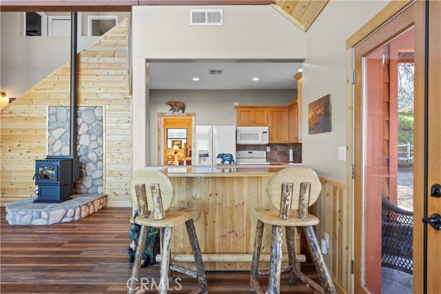 Detail Gallery Image 13 of 49 For 28081 Deertrail Dr, Tehachapi,  CA 93561 - 3 Beds | 2/1 Baths