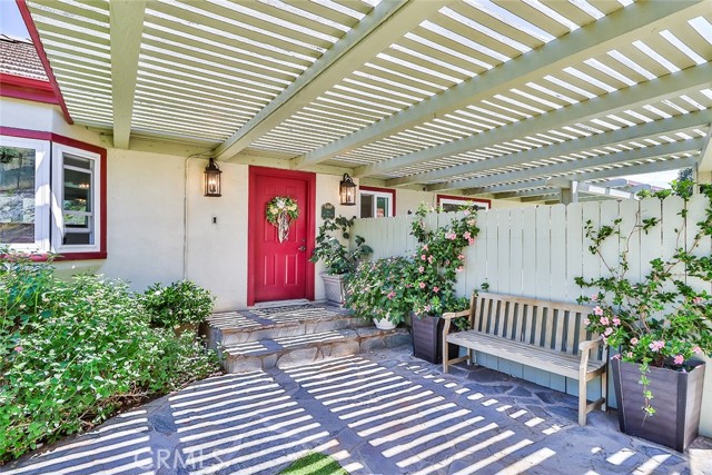 390 Donlin Road photo 4